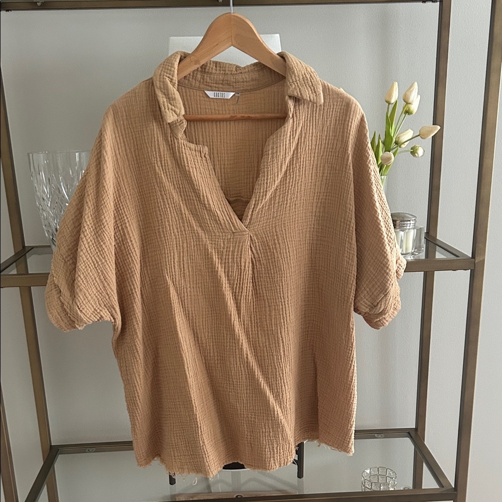 Kaktus Women's Tan Top